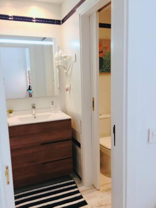 Romana Playa, Junto Al Mar, Completamente Reformado Apartment Marbella